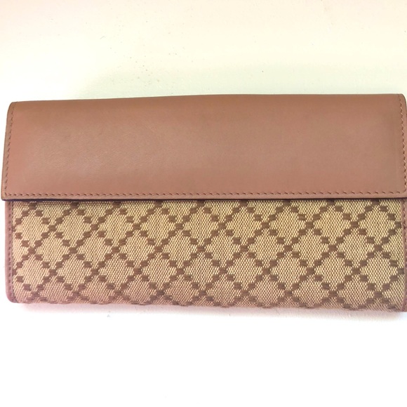 Gucci Long Wallet Rose with Gold Gucci Heart EUC - Picture 6 of 15